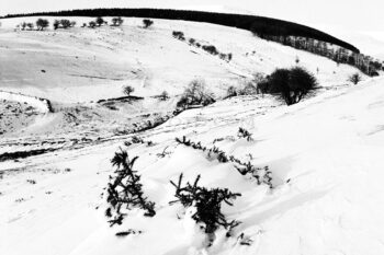 Winter snow covered landscapes. Bannau Brycheiniog (Brecon Beacons) National Park, South Wales, UK. Late 1980s.